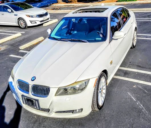2011 BMW E90 3 Series Sedan - Image 13 of 15