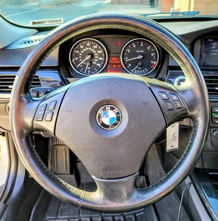 2011 BMW E90 3 Series Sedan - Image 11 of 15