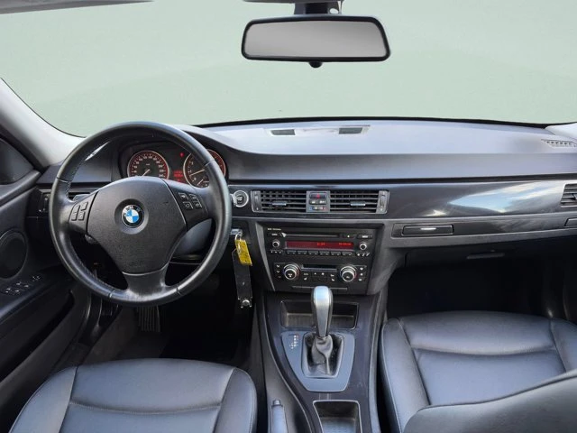 2011 BMW E90 3 Series Sedan - Image 13 of 20