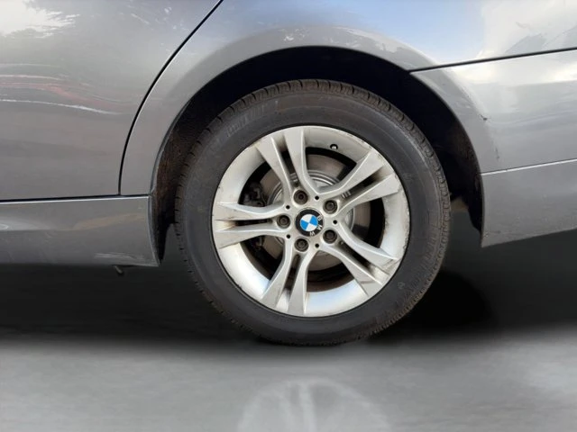 2011 BMW E90 3 Series Sedan - Image 11 of 20