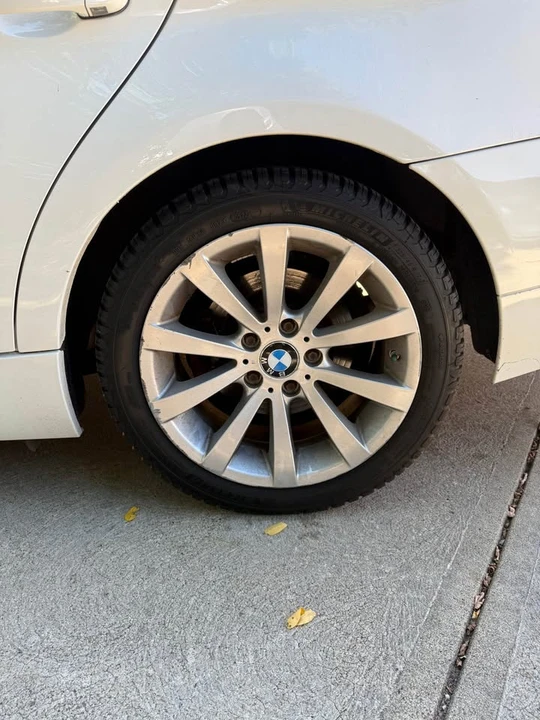 2011 BMW E90 3 Series Sedan - Image 8 of 19