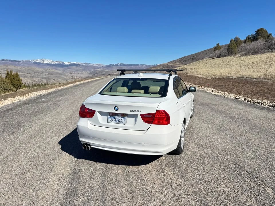 2011 BMW E90 3 Series Sedan - Image 6 of 13