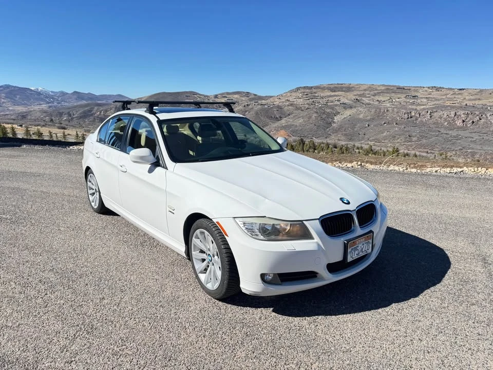 2011 BMW E90 3 Series Sedan - Image 3 of 13