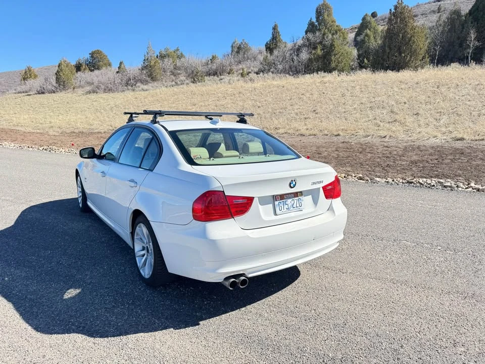 2011 BMW E90 3 Series Sedan - Image 7 of 13
