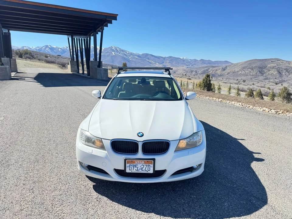 2011 BMW E90 3 Series Sedan - Image 2 of 13
