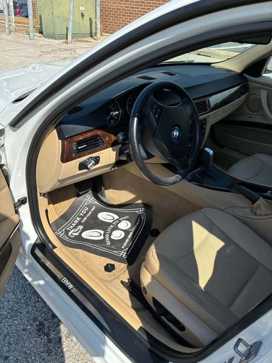 2011 BMW E90 3 Series Sedan - Image 4 of 18