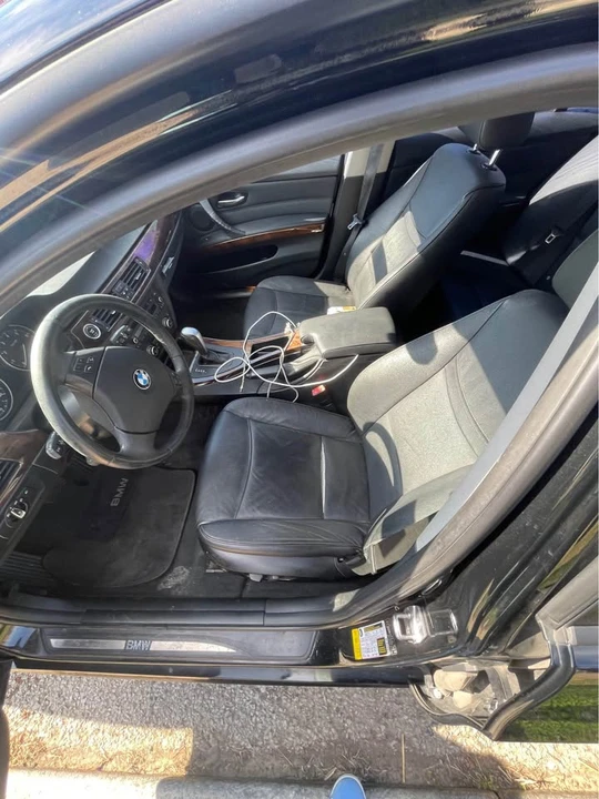 2011 BMW E90 3 Series Sedan - Image 5 of 11