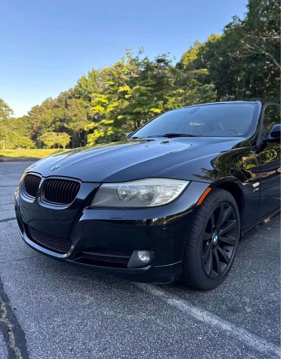 2011 BMW E90 3 Series Sedan - Image 18 of 20