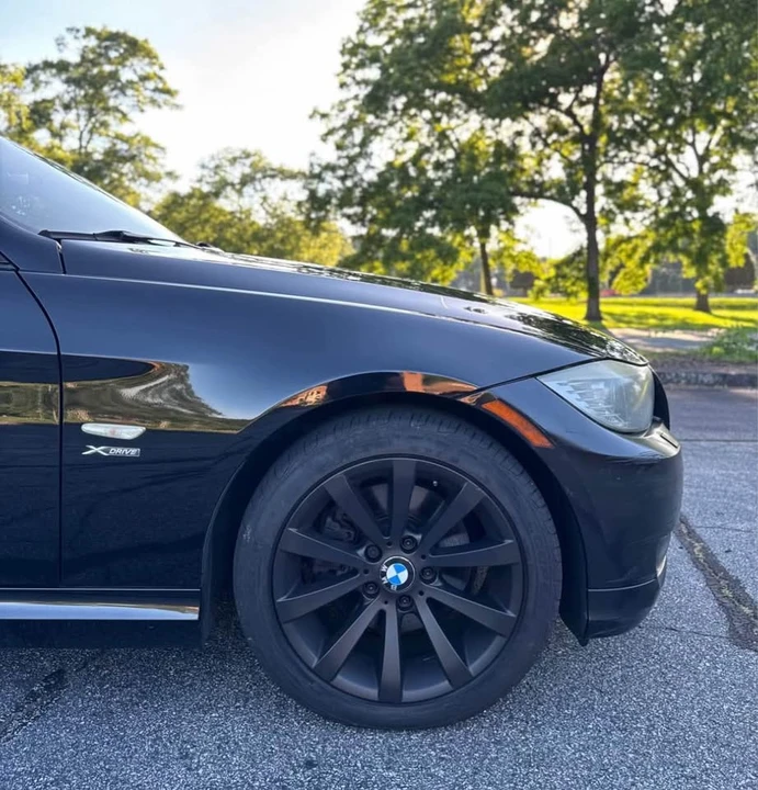 2011 BMW E90 3 Series Sedan - Image 11 of 20