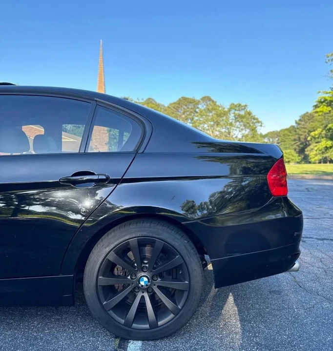2011 BMW E90 3 Series Sedan - Image 12 of 20
