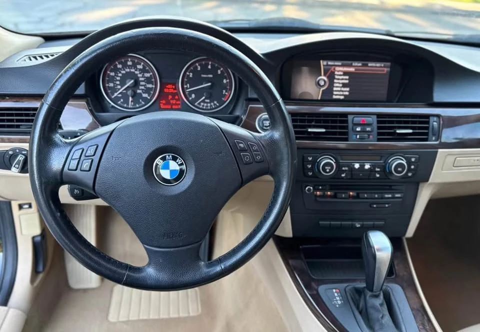2011 BMW E90 3 Series Sedan - Image 14 of 20