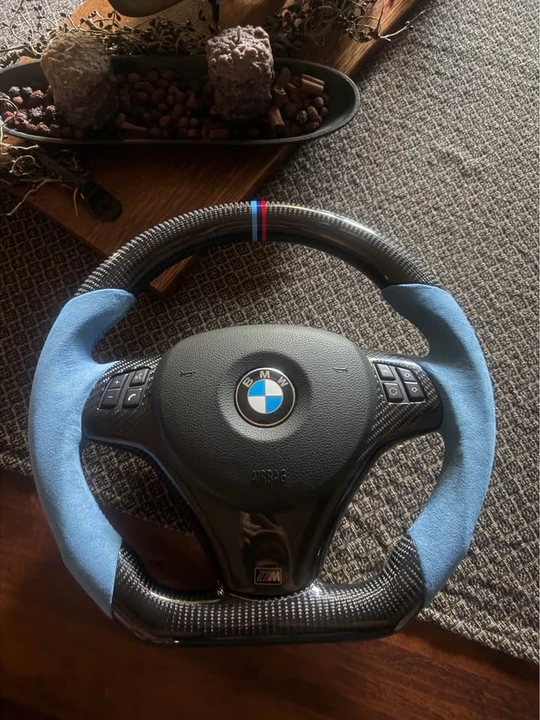 2011 BMW E90 3 Series Sedan - Image 6 of 6