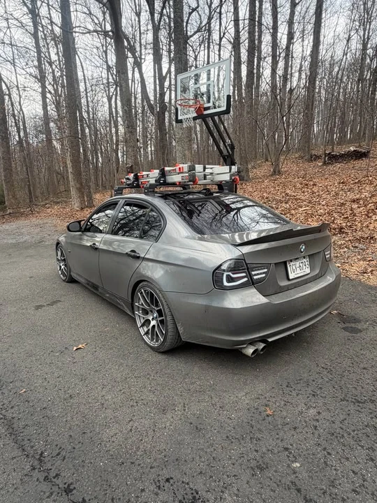 2011 BMW E90 3 Series Sedan - Image 2 of 6