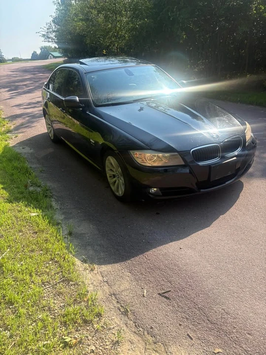 2011 BMW E90 3 Series Sedan - Image 2 of 7