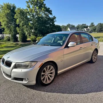 2011 BMW 3 Series 328i xDrive Sedan
