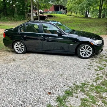 2011 BMW 3 Series 328i xDrive Sedan 4D