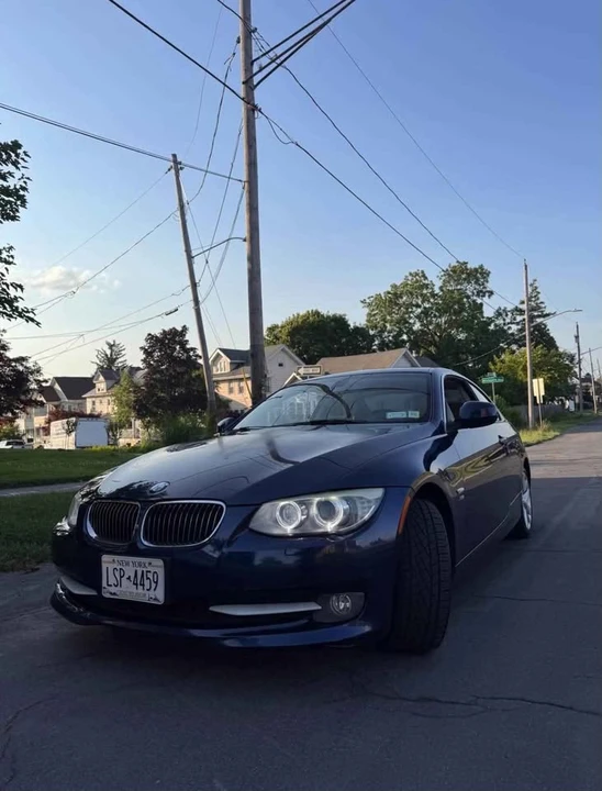 2011 BMW E90 3 Series Sedan - Image 6 of 15