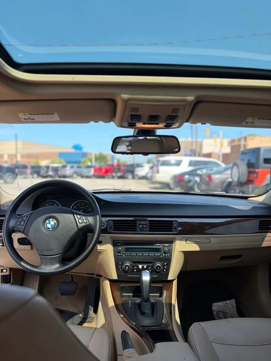 2011 BMW E90 3 Series Sedan - Image 8 of 11