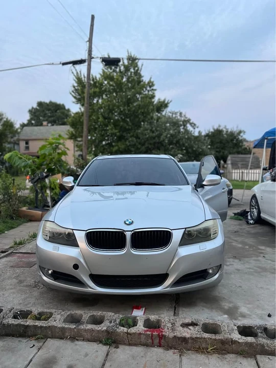 2011 BMW E90 3 Series Sedan - Image 2 of 10