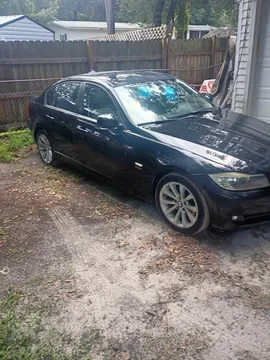2011 BMW 3 Series 328i xDrive Sedan 4D
