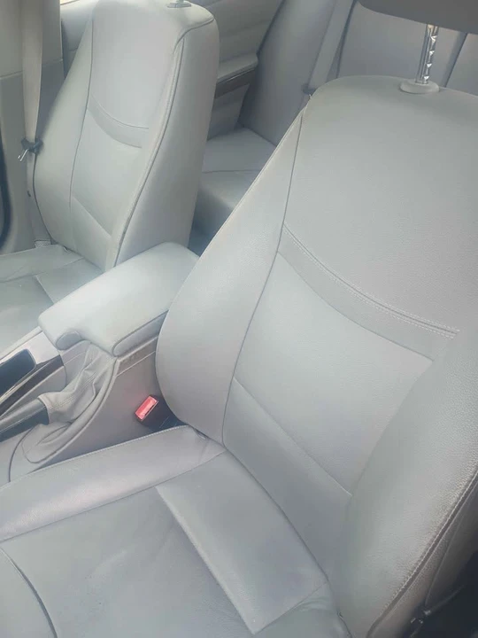 2011 BMW E90 3 Series Sedan - Image 7 of 8