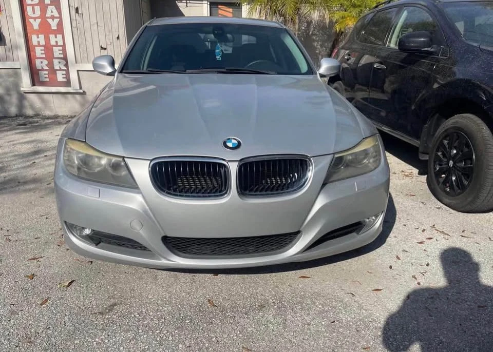2011 BMW E90 3 Series Sedan - Image 3 of 12