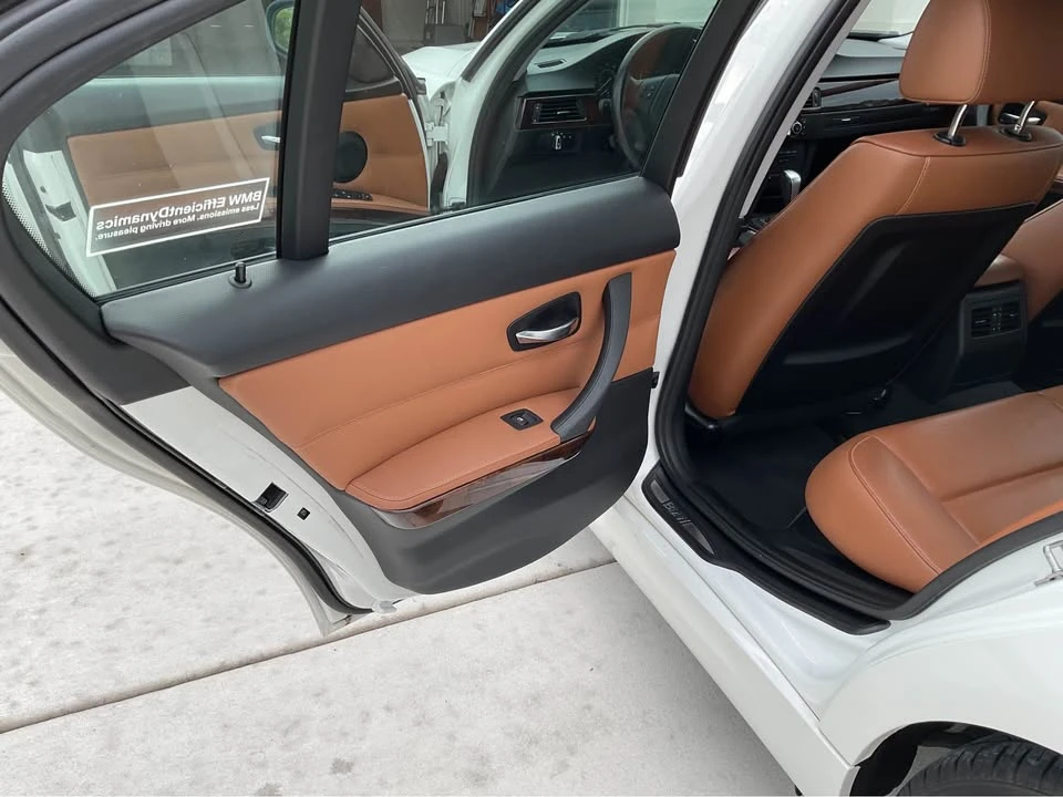 2011 BMW E90 3 Series Sedan - Image 11 of 20