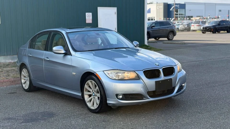 2011 BMW E90 3 Series Sedan - Image 2 of 15