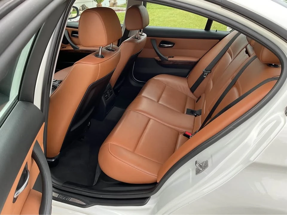 2011 BMW E90 3 Series Sedan - Image 12 of 20