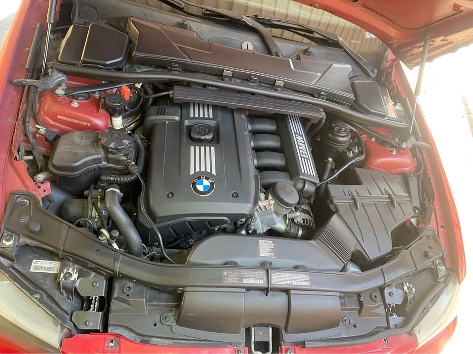 2011 BMW E90 3 Series Sedan - Image 6 of 13