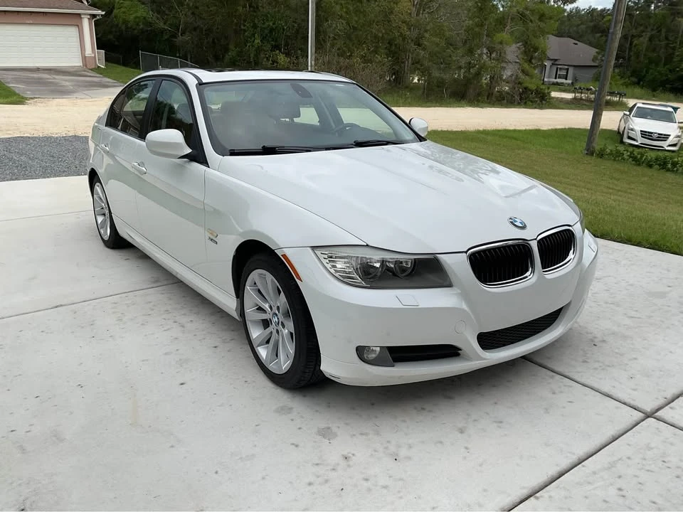 2011 BMW E90 3 Series Sedan - Image 7 of 20