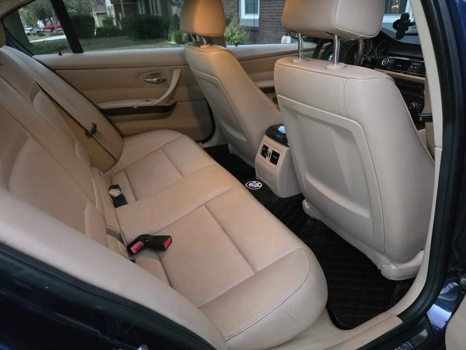 2011 BMW E90 3 Series Sedan - Image 3 of 11