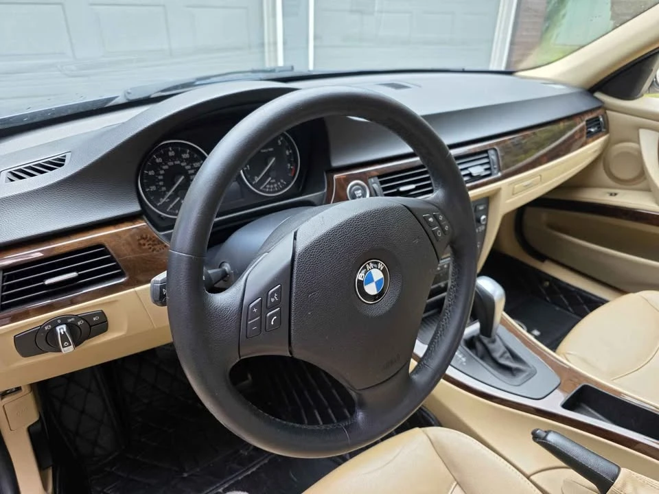 2011 BMW E90 3 Series Sedan - Image 11 of 11