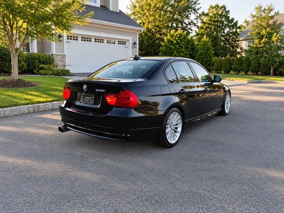 2011 BMW E90 3 Series Sedan - Image 3 of 20