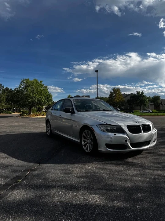 2011 BMW E90 3 Series Sedan - Image 3 of 12