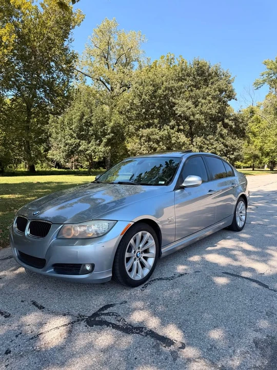 2011 BMW E90 3 Series Sedan - Image 6 of 14