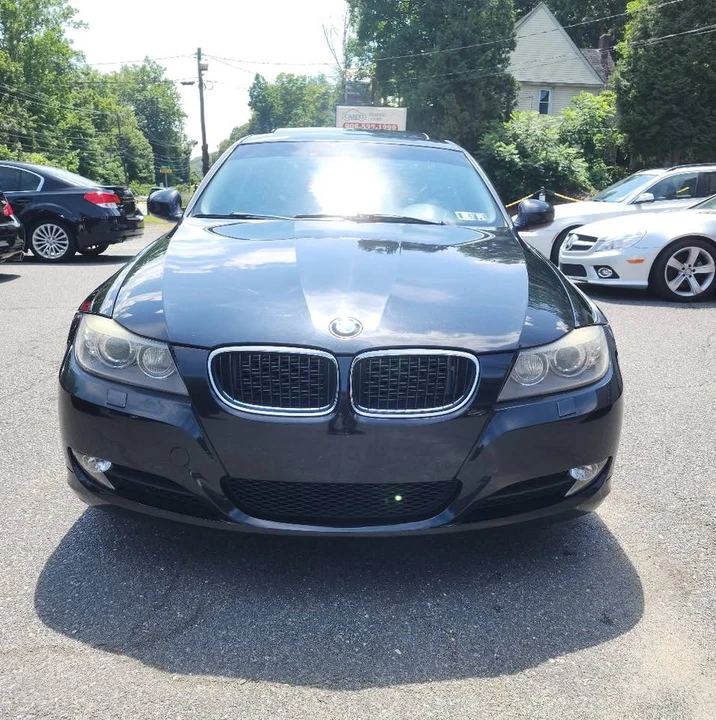 2011 BMW E90 3 Series Sedan - Image 2 of 16