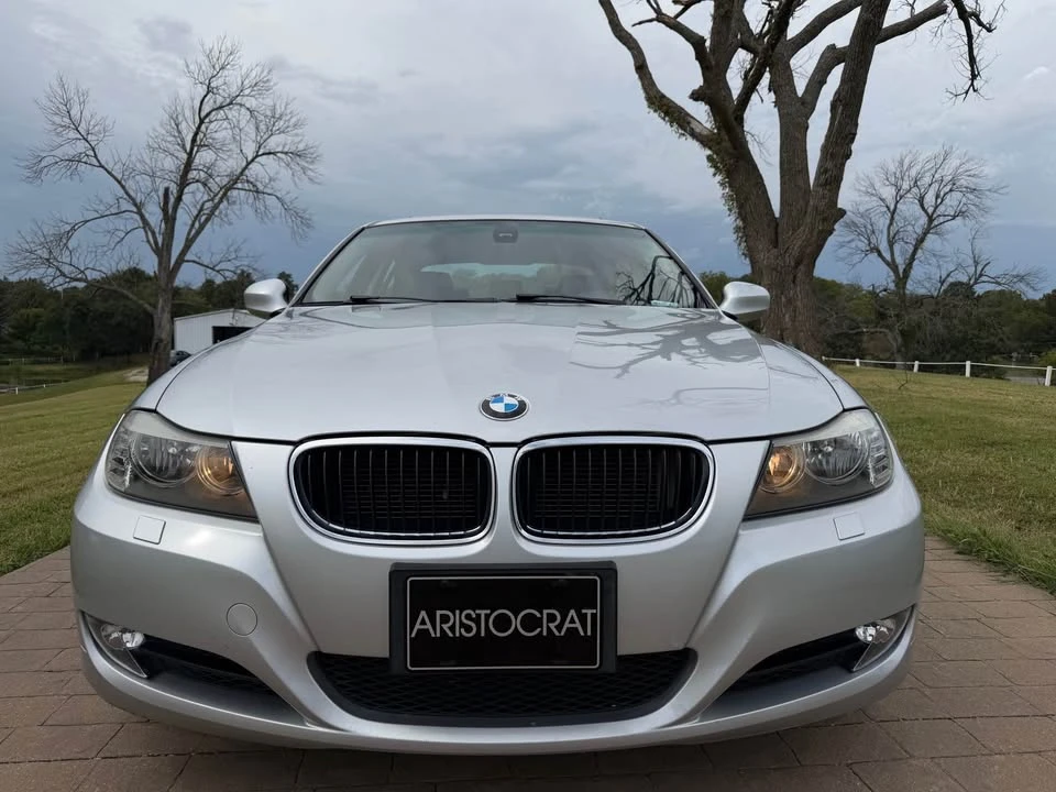 2011 BMW E90 3 Series Sedan - Image 2 of 20