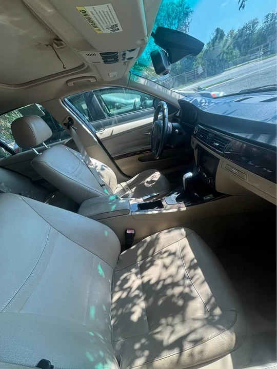 2011 BMW E90 3 Series Sedan - Image 6 of 6