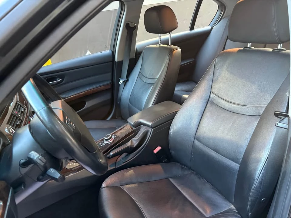2011 BMW E90 3 Series Sedan - Image 10 of 17