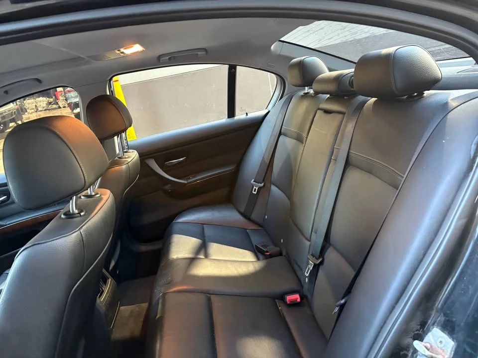 2011 BMW E90 3 Series Sedan - Image 15 of 17