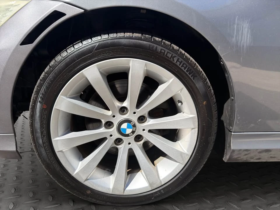 2011 BMW E90 3 Series Sedan - Image 19 of 20