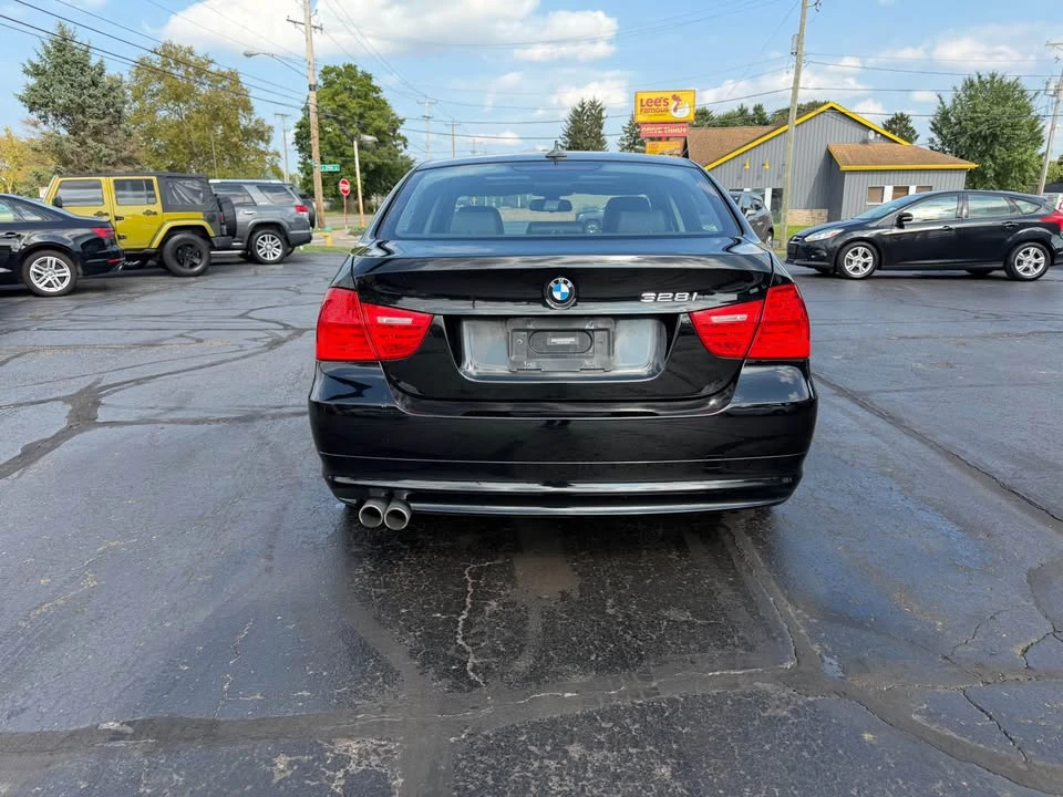 2011 BMW E90 3 Series Sedan - Image 8 of 16