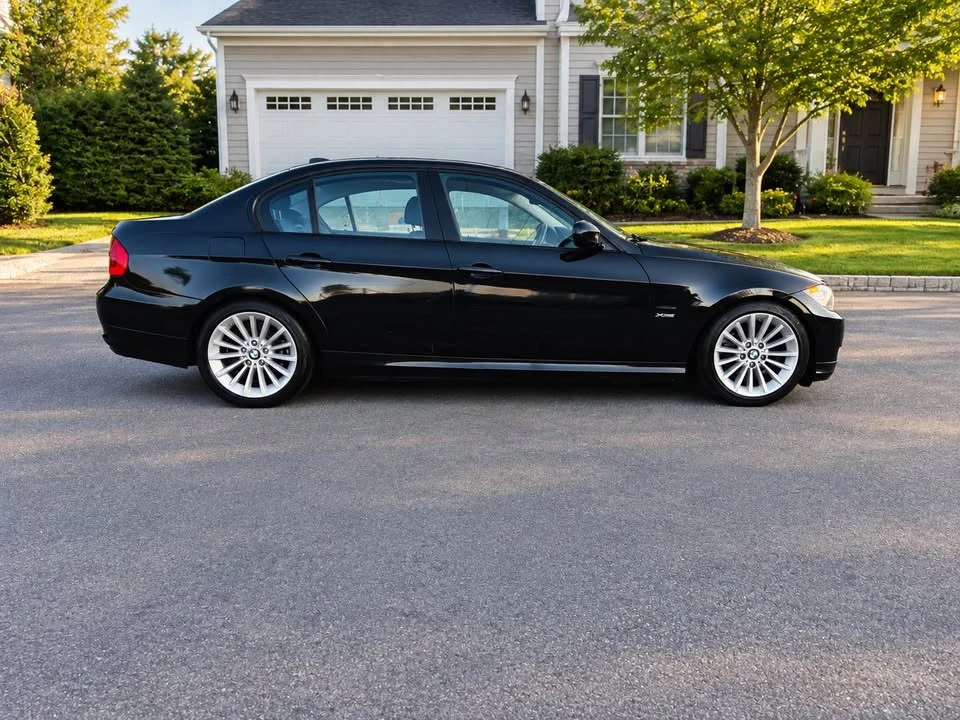 2011 BMW E90 3 Series Sedan - Image 2 of 20