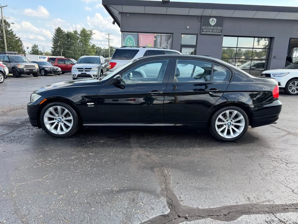 2011 BMW E90 3 Series Sedan - Image 2 of 16
