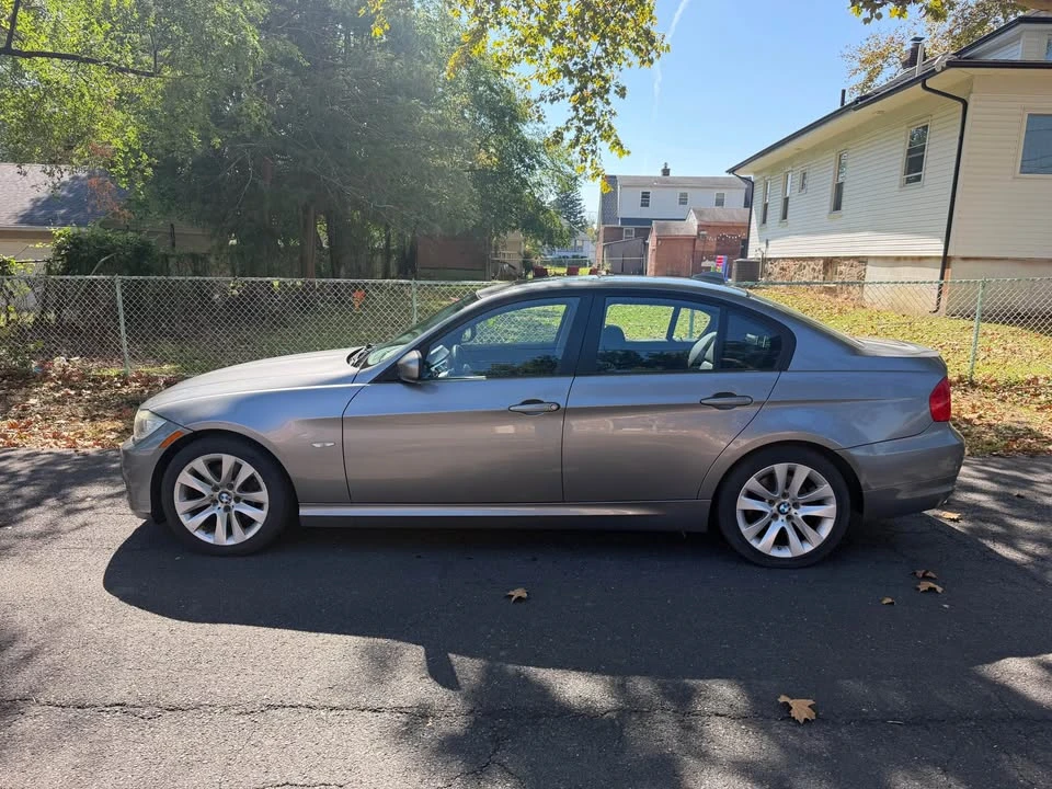 2011 BMW E90 3 Series Sedan - Image 3 of 20