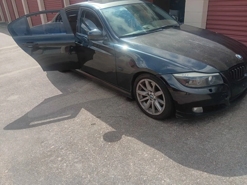 2011 BMW E90 3 Series Sedan - Image 4 of 6