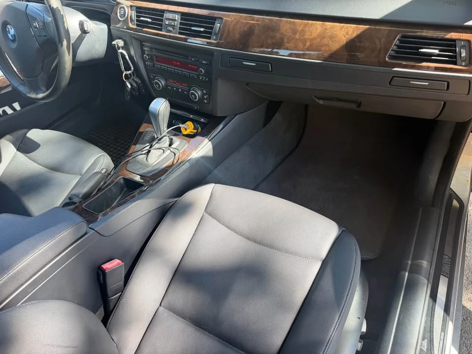 2011 BMW E90 3 Series Sedan - Image 18 of 20