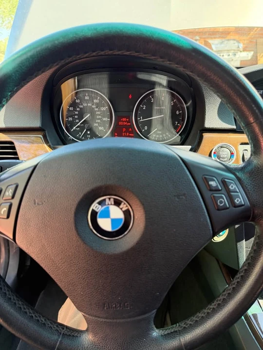 2011 BMW E91 3 Series Touring - Image 14 of 18