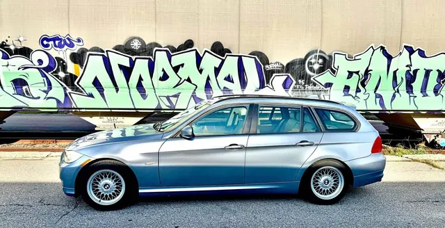 2011 BMW 3 Series 328i xDrive Sport Wagon 4D